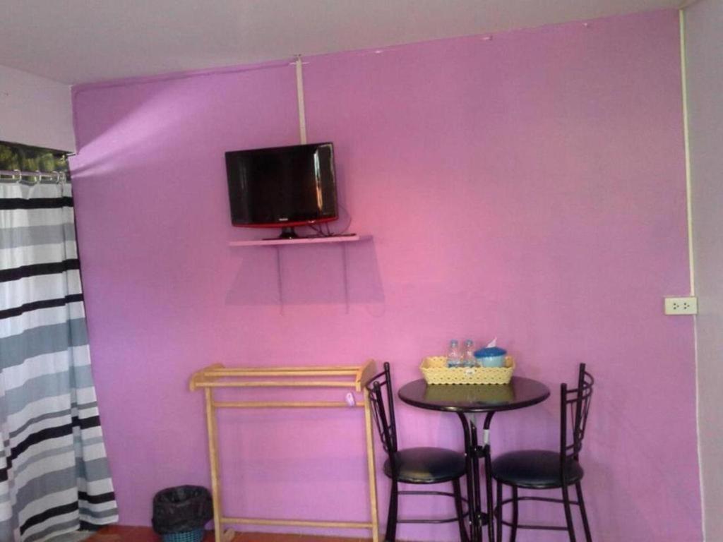 Oyo 1163 Eden Hostel Phuket Ngoại thất bức ảnh