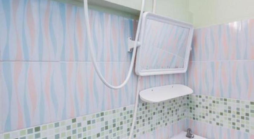 Oyo 1163 Eden Hostel Phuket Ngoại thất bức ảnh