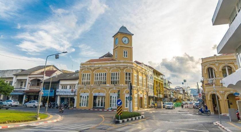 Oyo 1163 Eden Hostel Phuket Ngoại thất bức ảnh